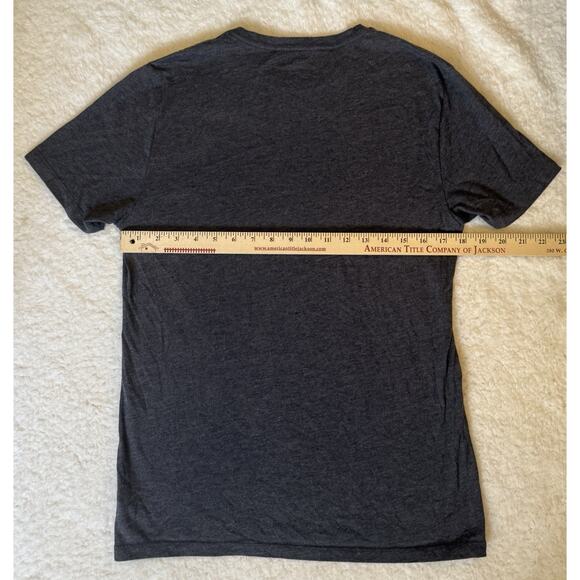 Old Navy Disney Goofy Movie Tee Shirt Small Gray Just Goofn' Skateboard Graphic - Picture 4 of 5